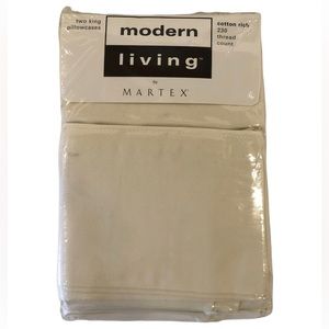 MARTEX MODERN LIVING Ivory Off White KING PILLOWCASES 250 Count New No Iron Set